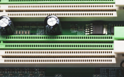 Las ventajas y desventajas de que el fabricante suministre los componentes para tu PCB